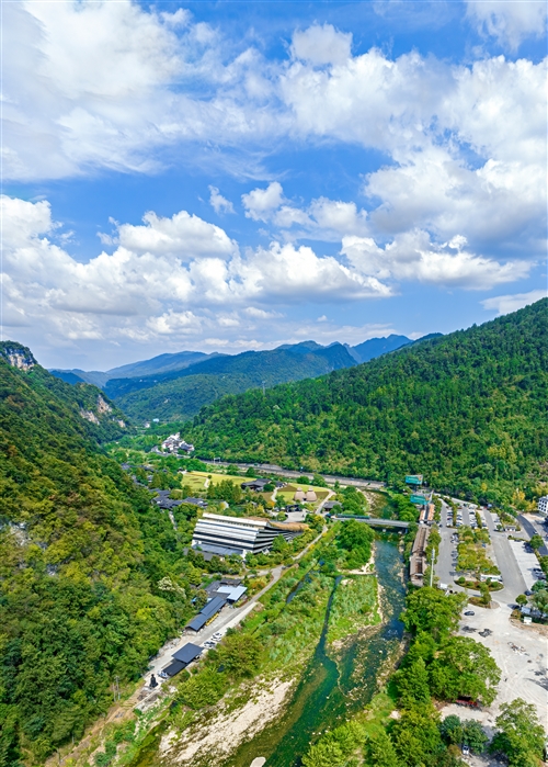 《黃龍洞景觀》